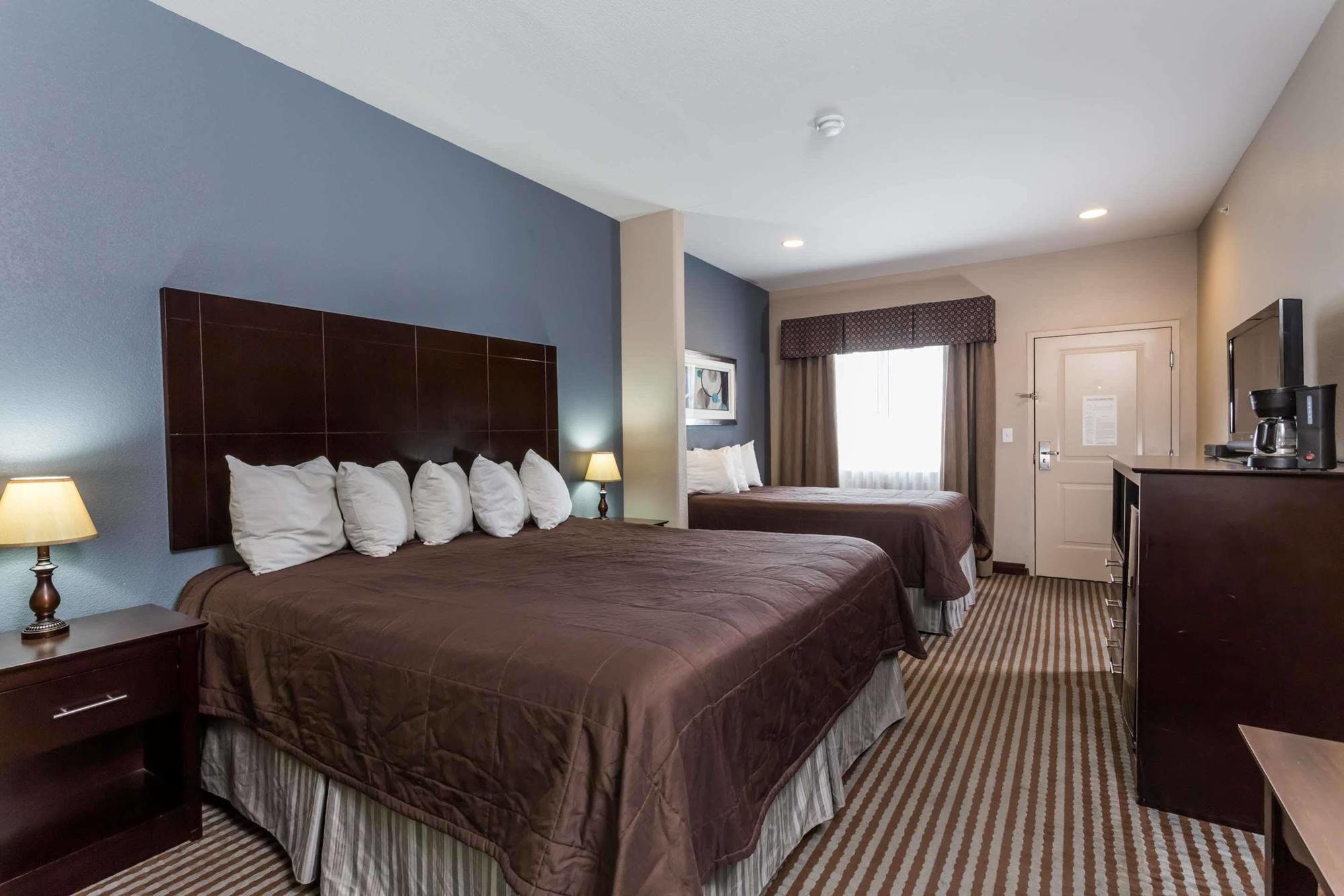 Atria Inn & Suites Three Rivers Eksteriør billede