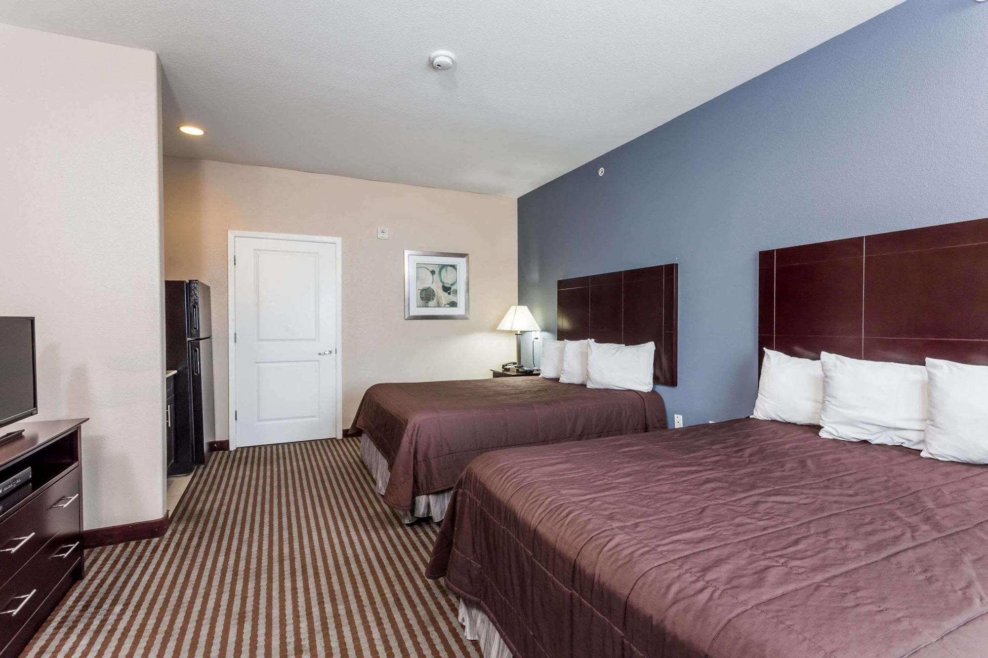 Atria Inn & Suites Three Rivers Eksteriør billede