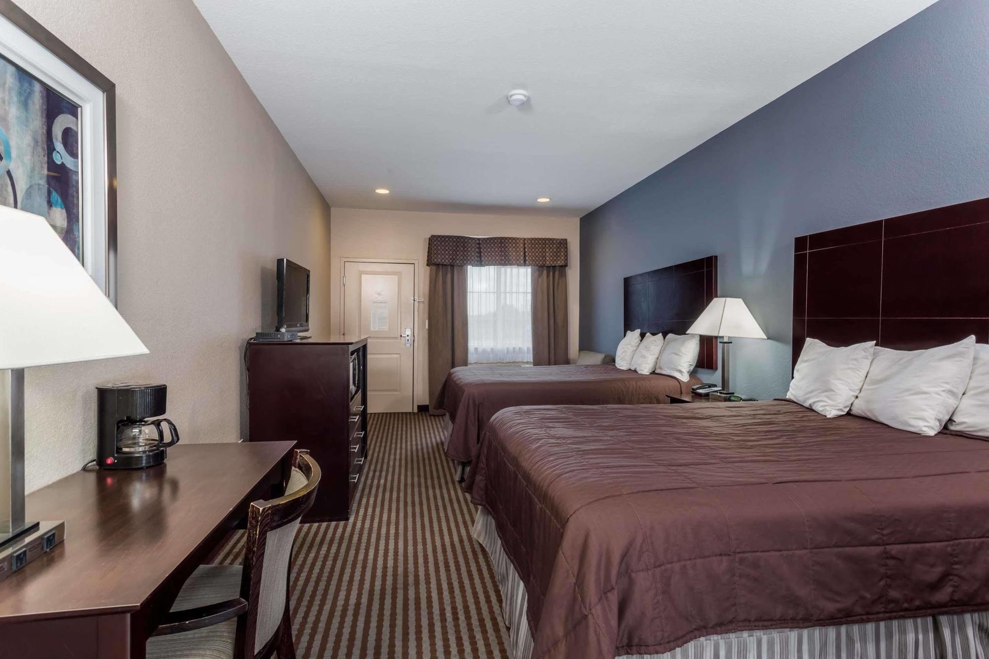 Atria Inn & Suites Three Rivers Eksteriør billede